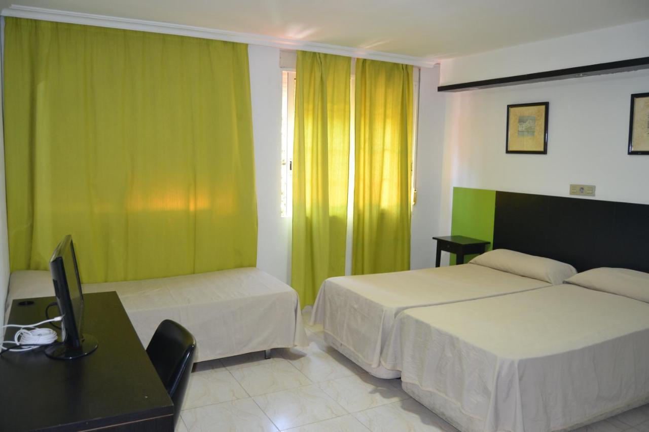 Hotel Miramar La Línea de la Concepción Zewnętrze zdjęcie